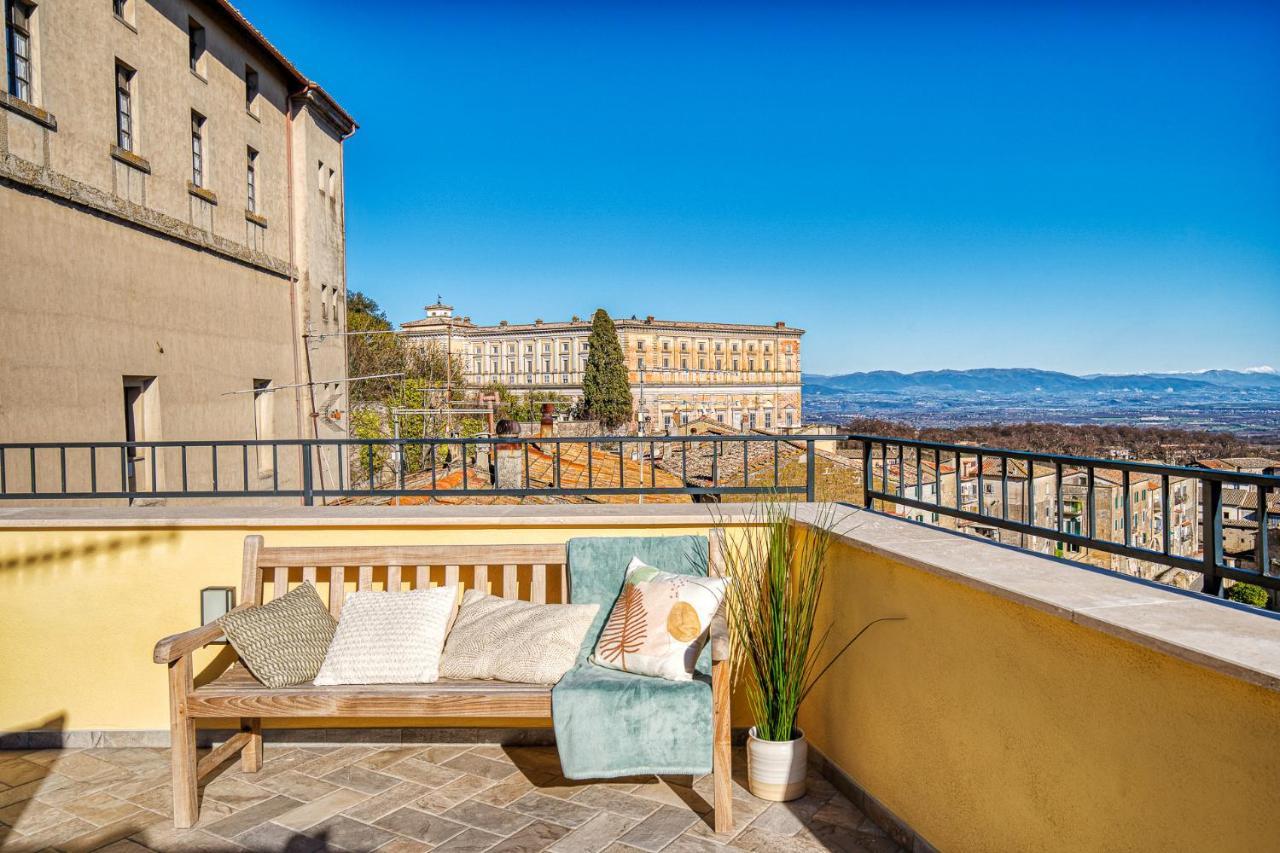 Casa Checca Appartamenti Per Vacanze Caprarola Exterior foto